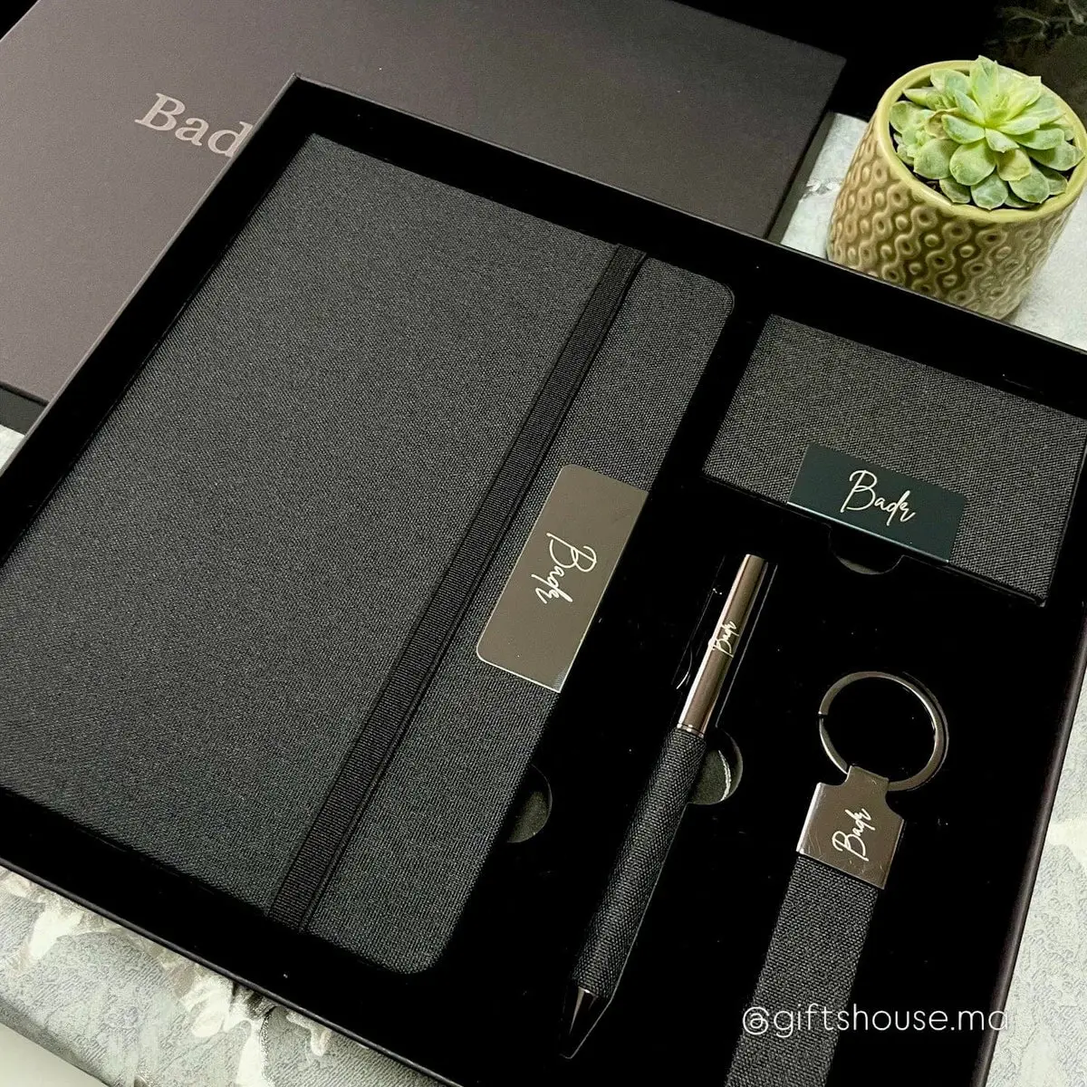 Coffret noir jeans élégant personnalisé