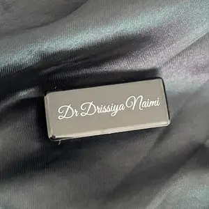 Badge Professionnel Personnalisable vue 1