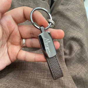 Porte-clés Marron Élégant Personnalisé vue 2
