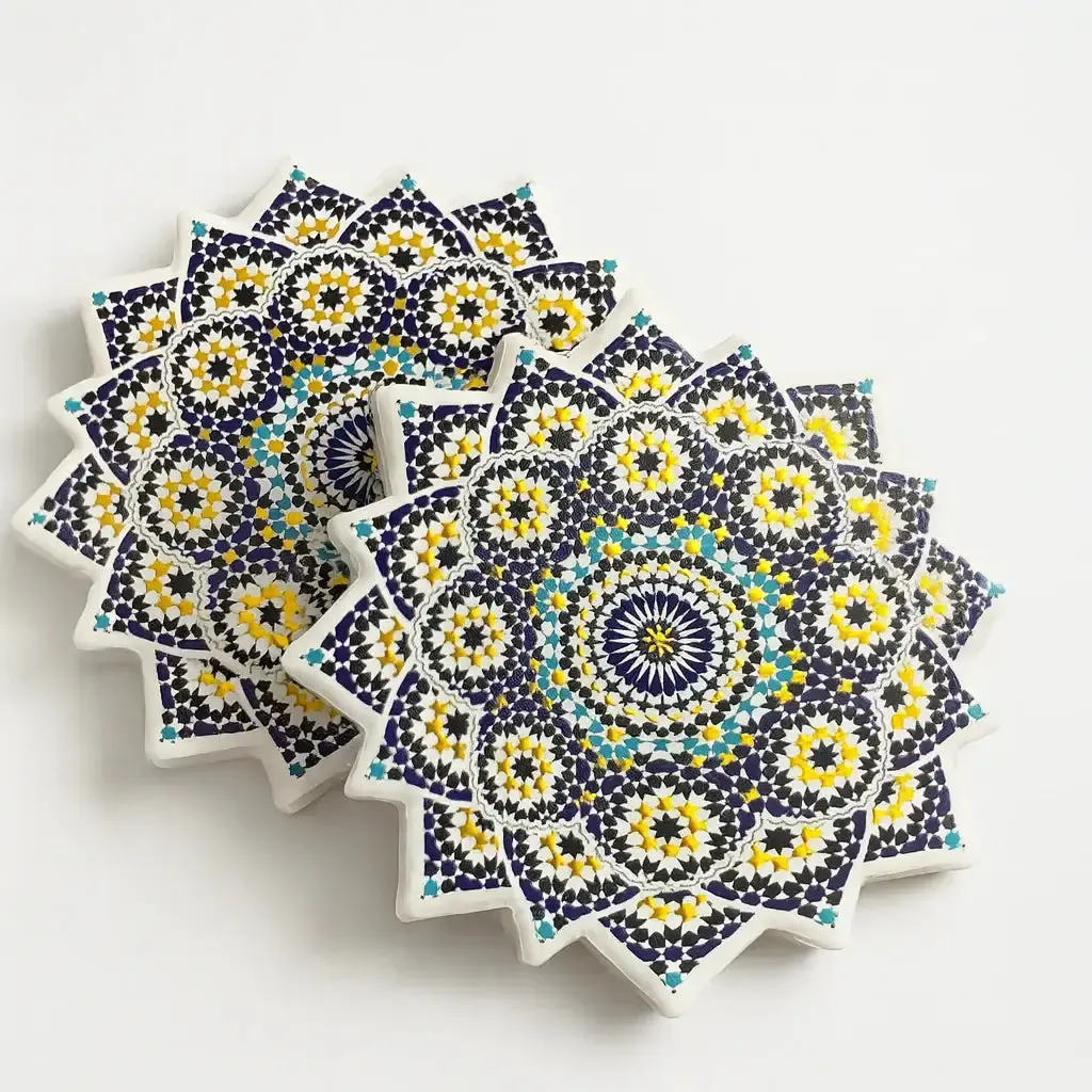 Sous-tasse artisanale en forme d’étoile aux motifs zellige marocains