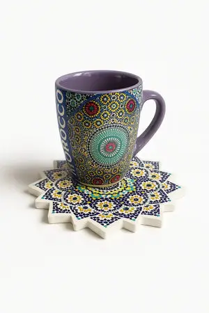 Sous-tasse artisanale en forme d’étoile aux motifs zellige marocains vue 2